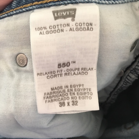 Levi’s 550 relaxed fit dirt distressed 36X32 - Picture 4 of 5